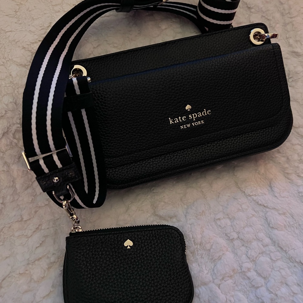 Kate Spade Elegant Black Crossbody Bag - Picture 4 of 5